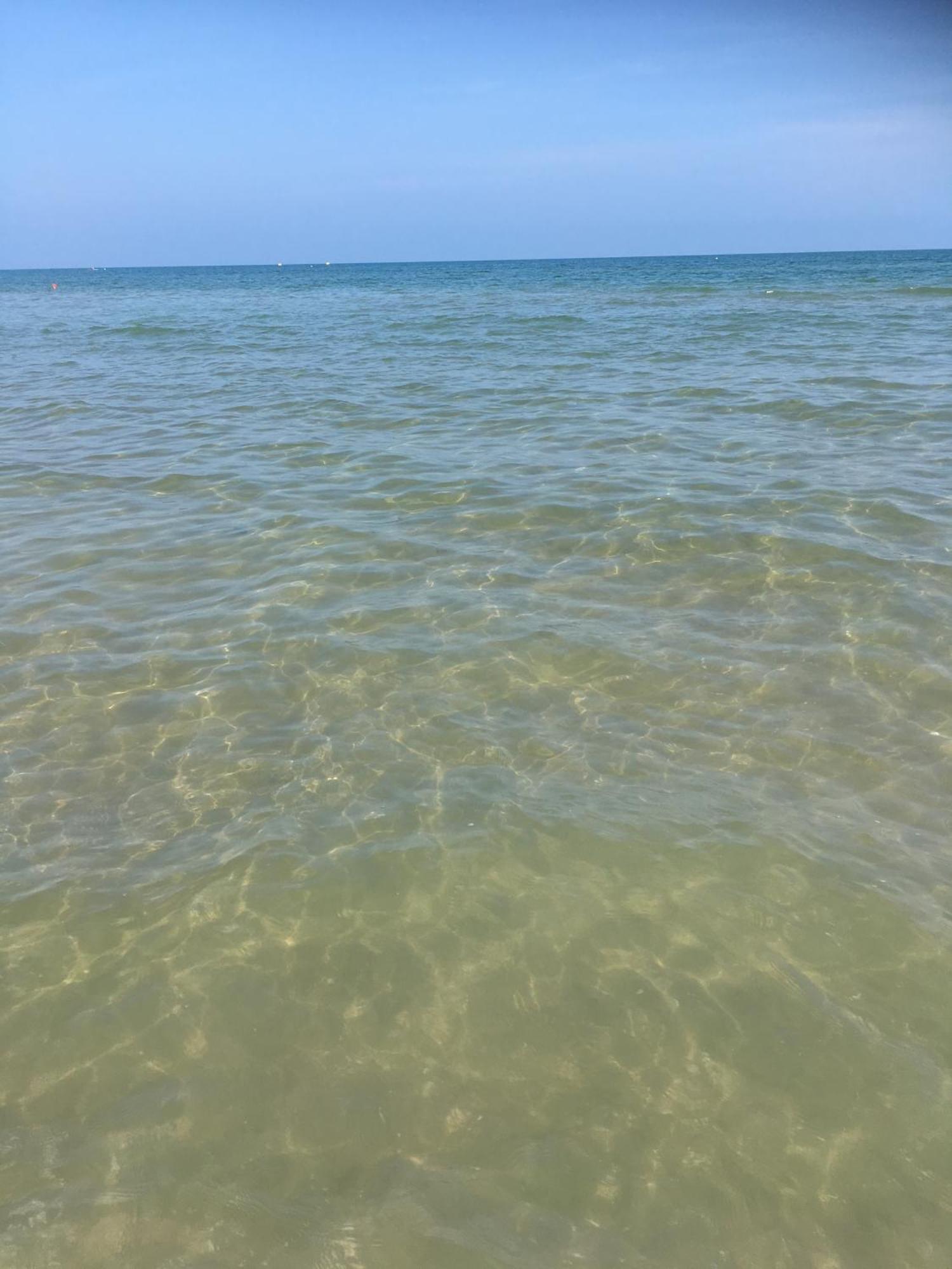 Appartamento Fronte Mare Римини Экстерьер фото
